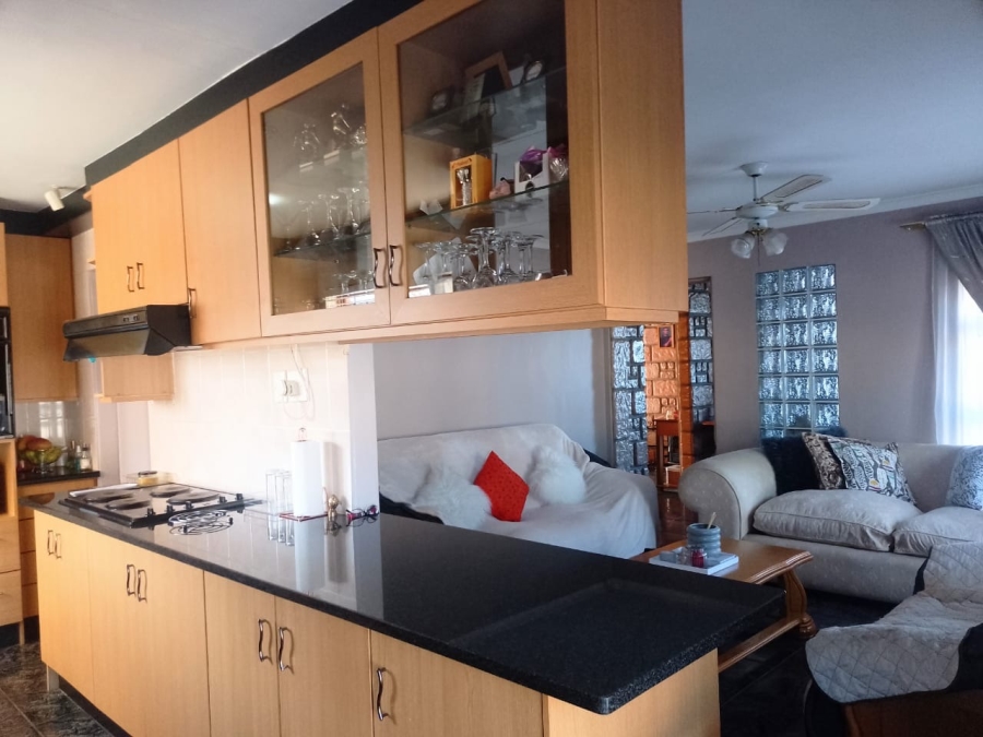 3 Bedroom Property for Sale in Belhar Western Cape